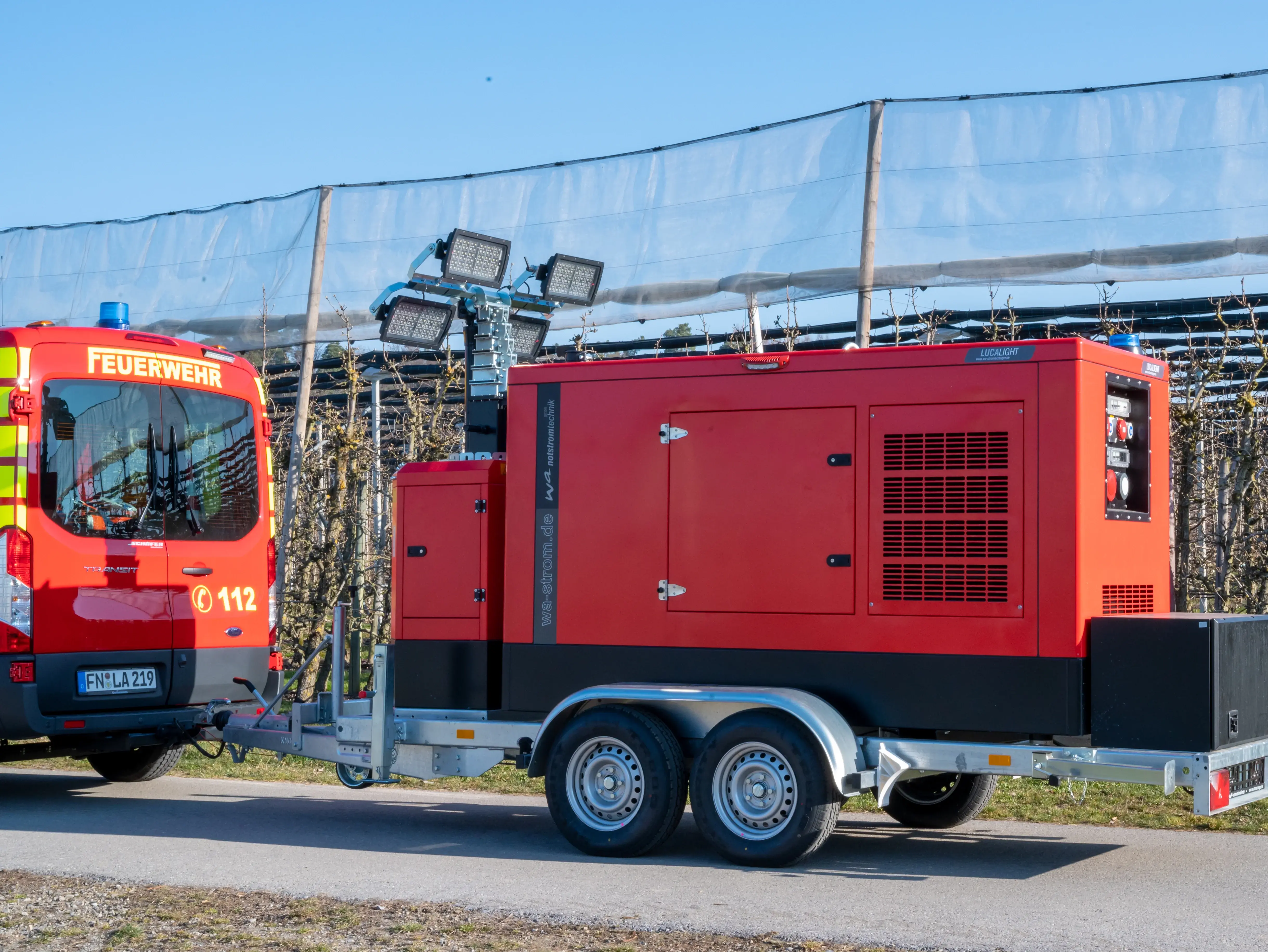 Generatoranhänger mit Lichtmast